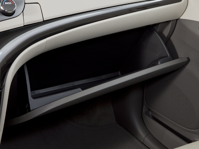 2013 Toyota Sienna SE 8 Passenger