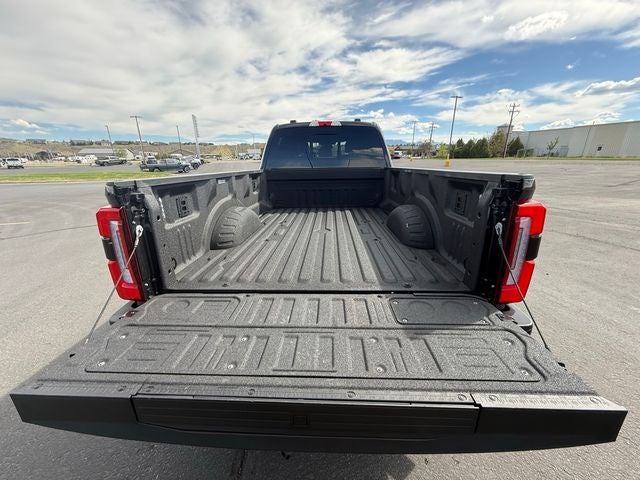 2025 Ford F-350SD Platinum