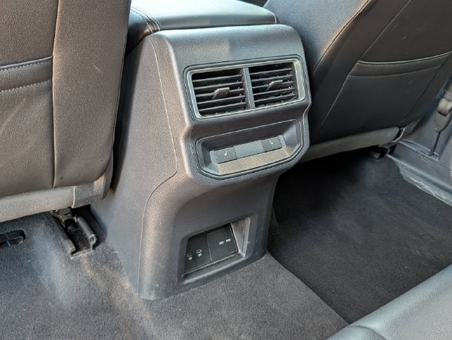 2025 Volkswagen Atlas Cross Sport 2.0T SEL