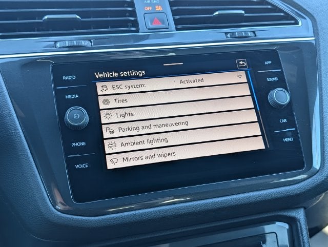 2022 Volkswagen Tiguan 2.0T SE R-Line Black