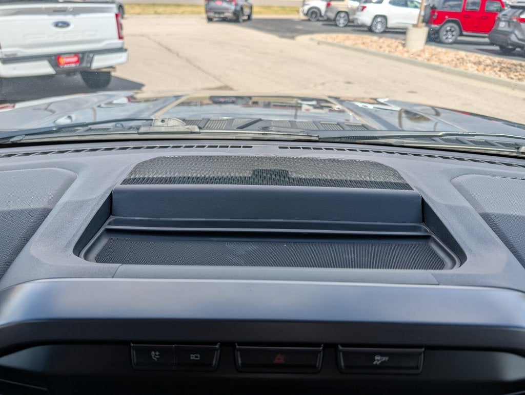 2024 Ford F-150 XLT 4X4