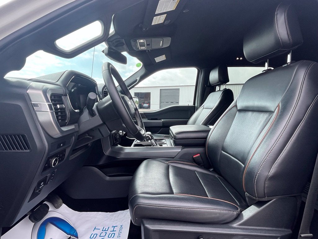 2025 Ford F-150 Lariat 157" 4x4