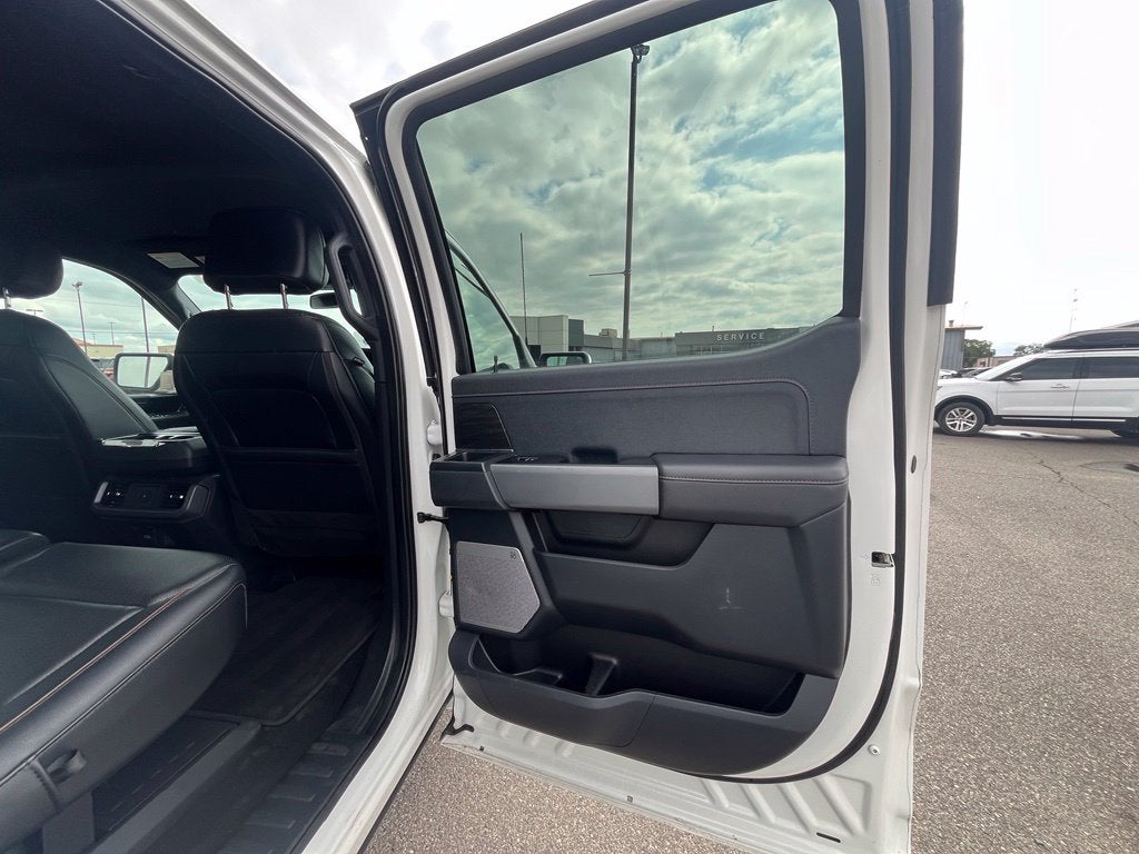2025 Ford F-150 Lariat 157" 4x4