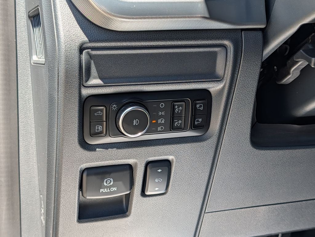 2025 Ford F-150 Lariat 157"