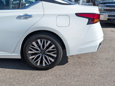 2025 Nissan Altima SV FWD