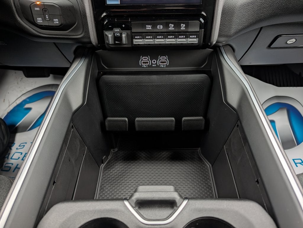 2026 RAM 3500 Big Horn Crew Cab 4x4 8' Box