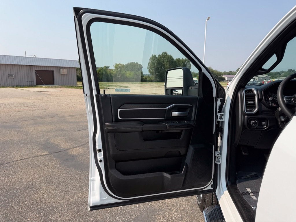 2025 RAM 2500 Big Horn 4x4