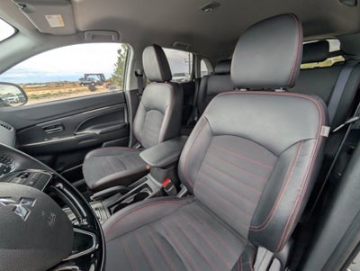 2025 Mitsubishi Outlander Sport Base