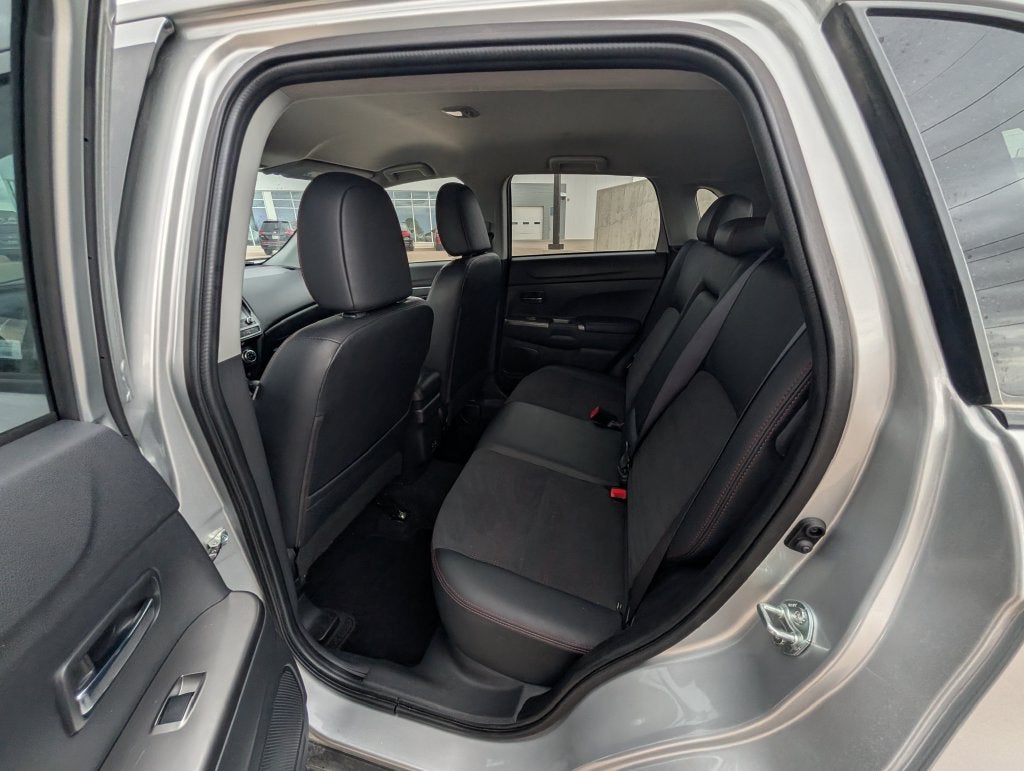 2025 Mitsubishi Outlander Sport Base