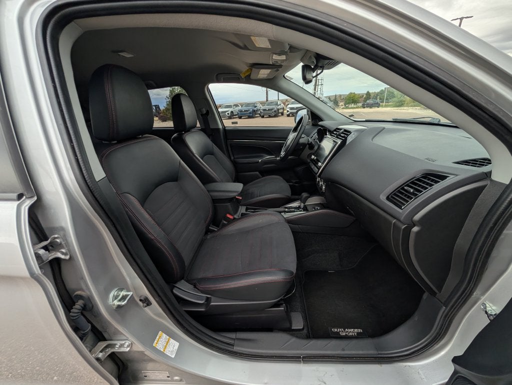 2025 Mitsubishi Outlander Sport Base