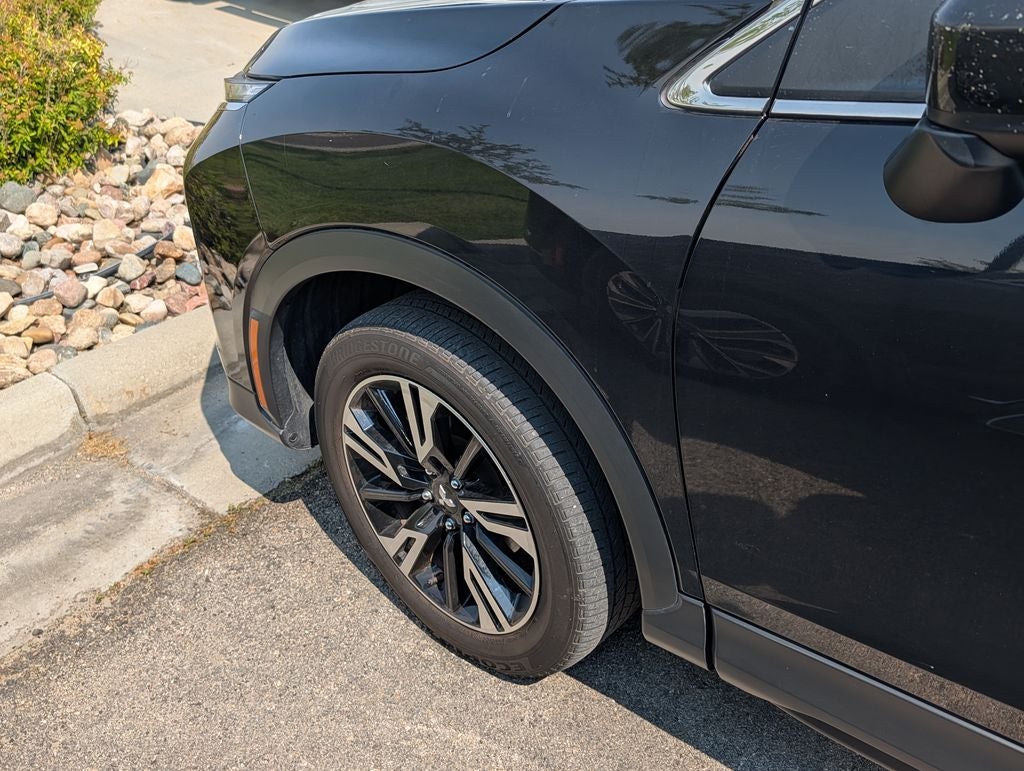 2025 Mitsubishi Eclipse Cross Base