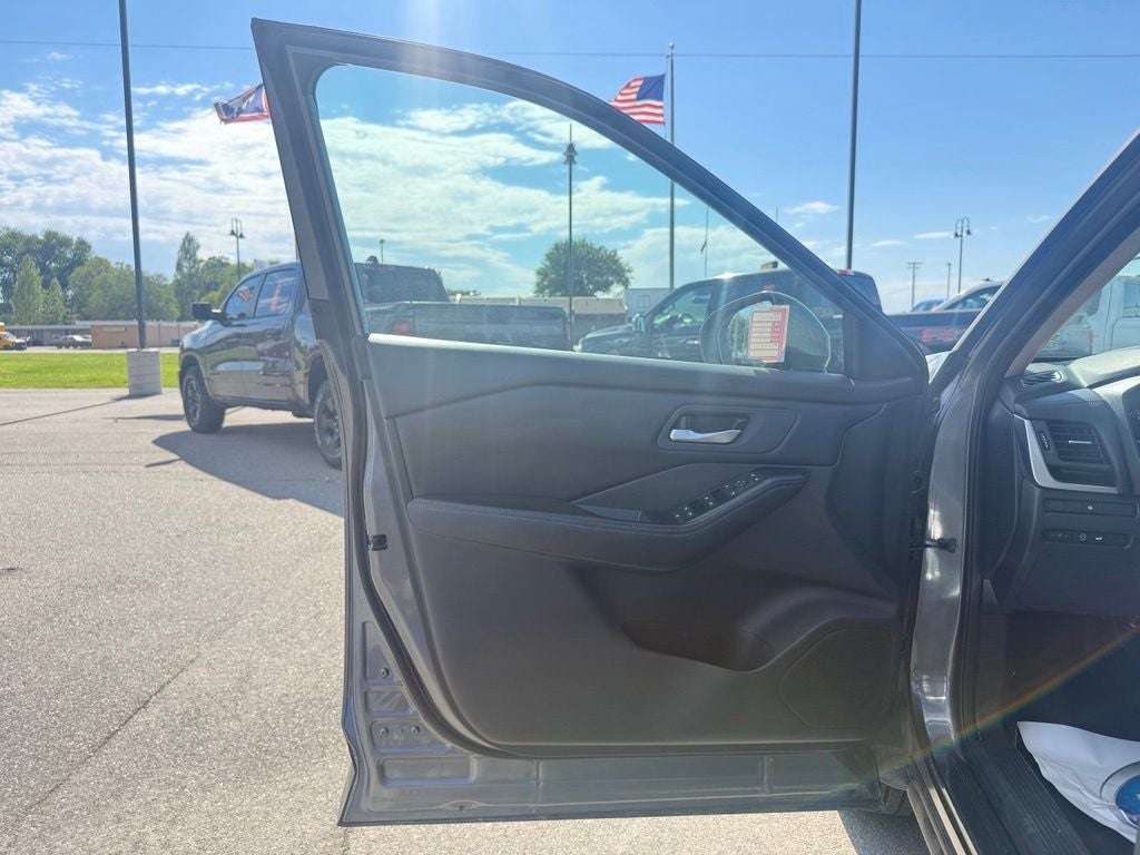 2025 Nissan Rogue SV AWD