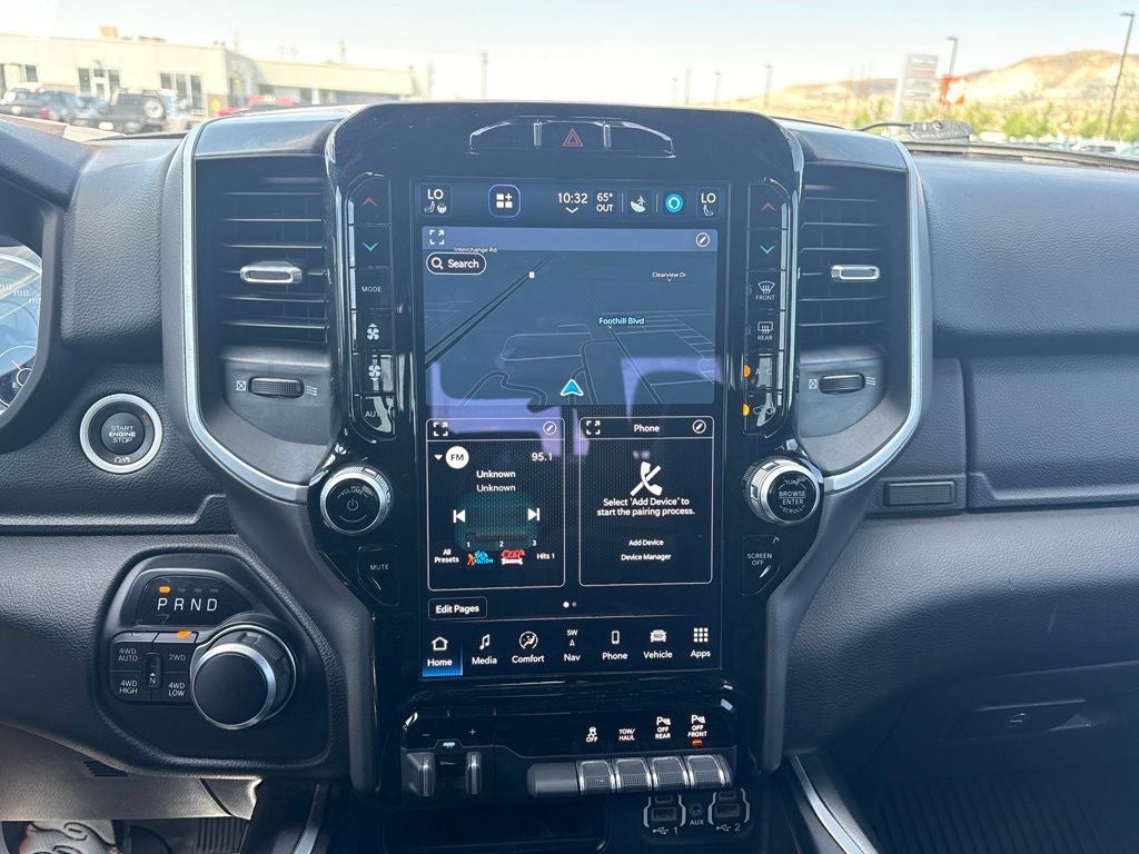 2022 RAM 1500 Big Horn/Lone Star Black Widow PKG