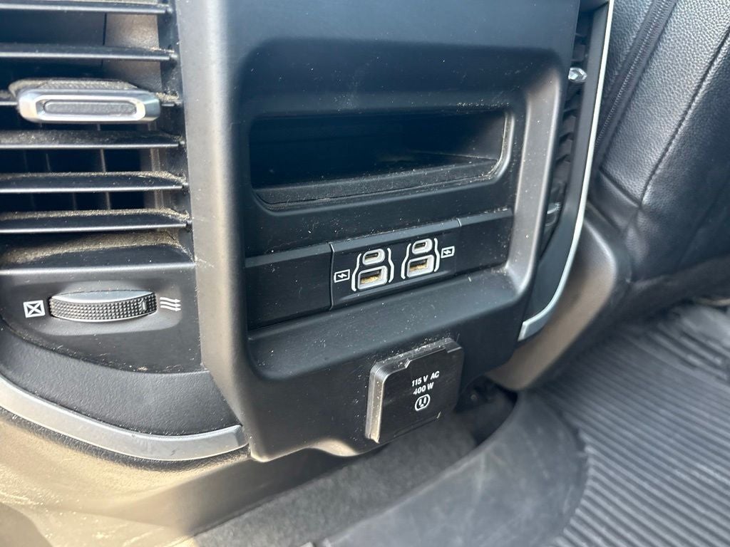 2022 RAM 1500 Big Horn/Lone Star Black Widow PKG