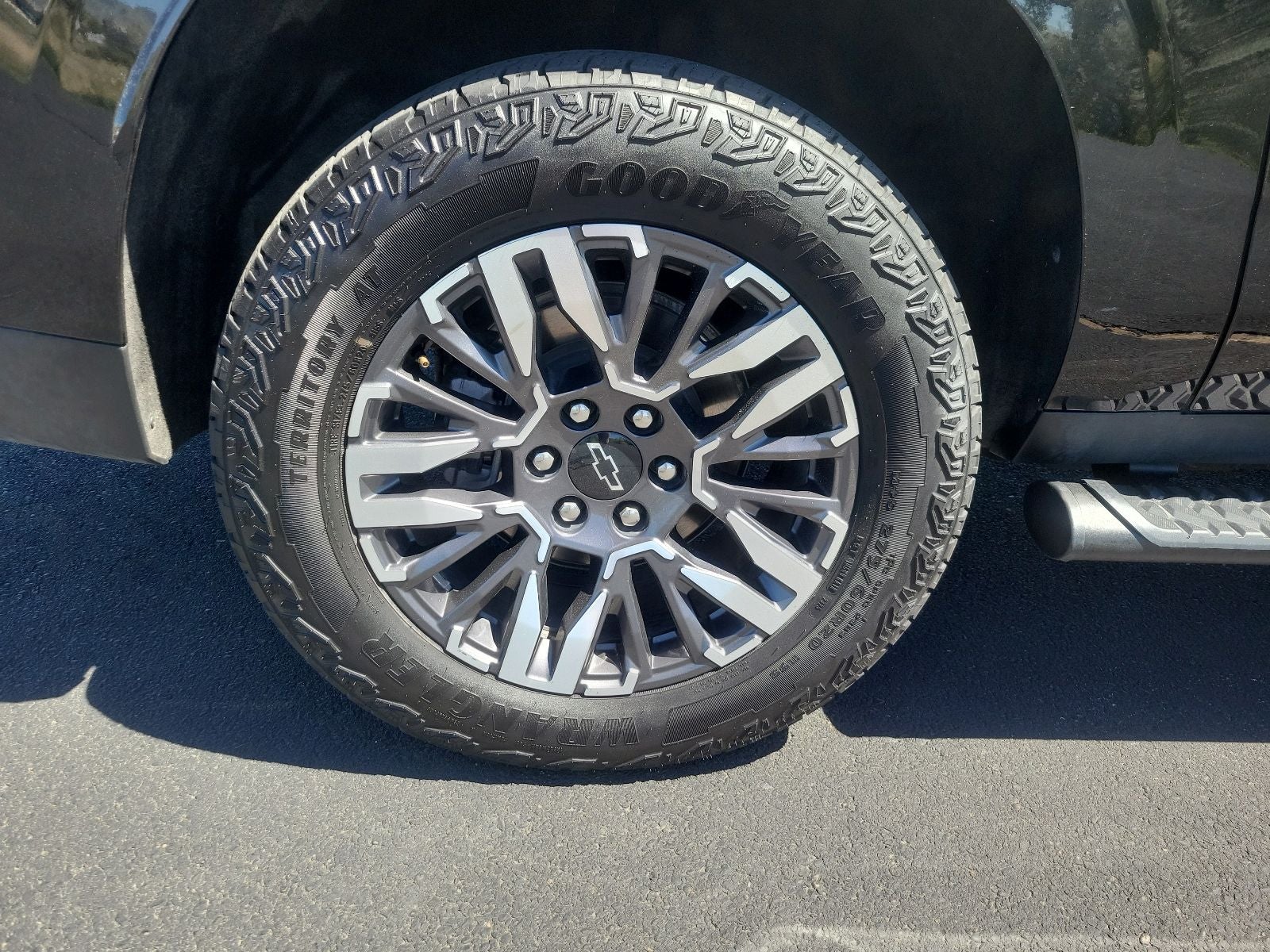 2025 Chevrolet Suburban Z71