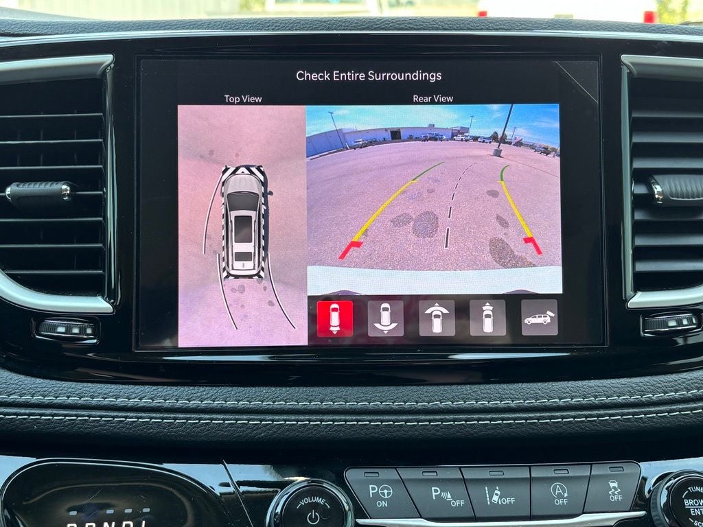 2024 Chrysler Pacifica Touring L - Photo 33