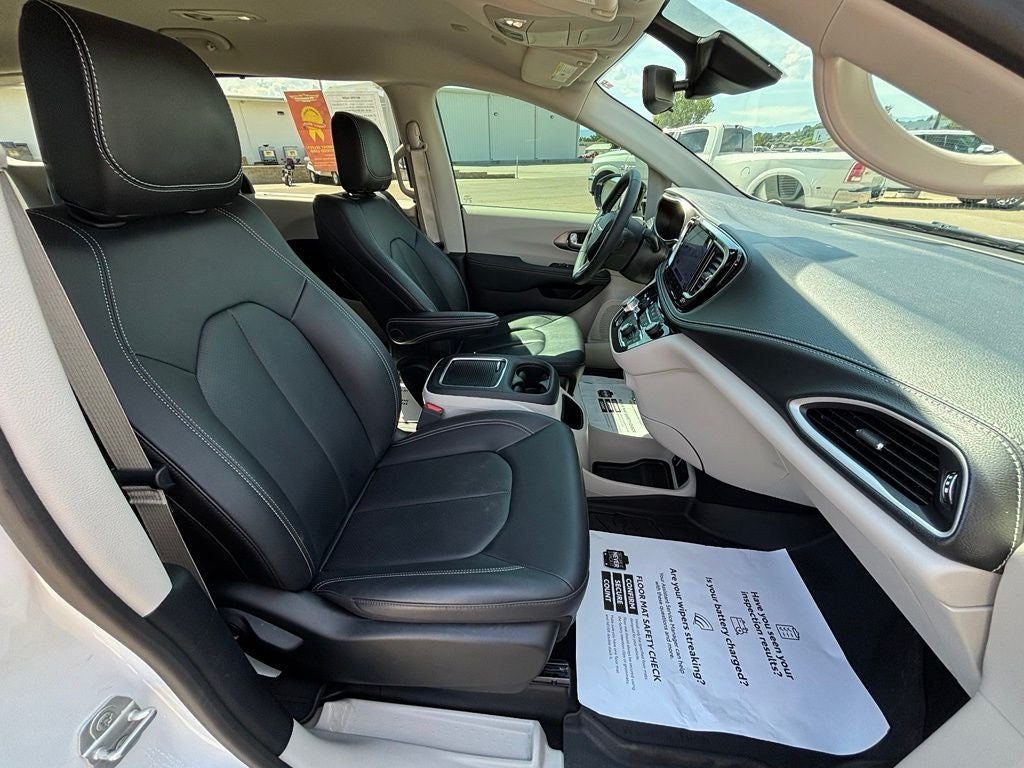 2024 Chrysler Pacifica Touring L - Photo 44
