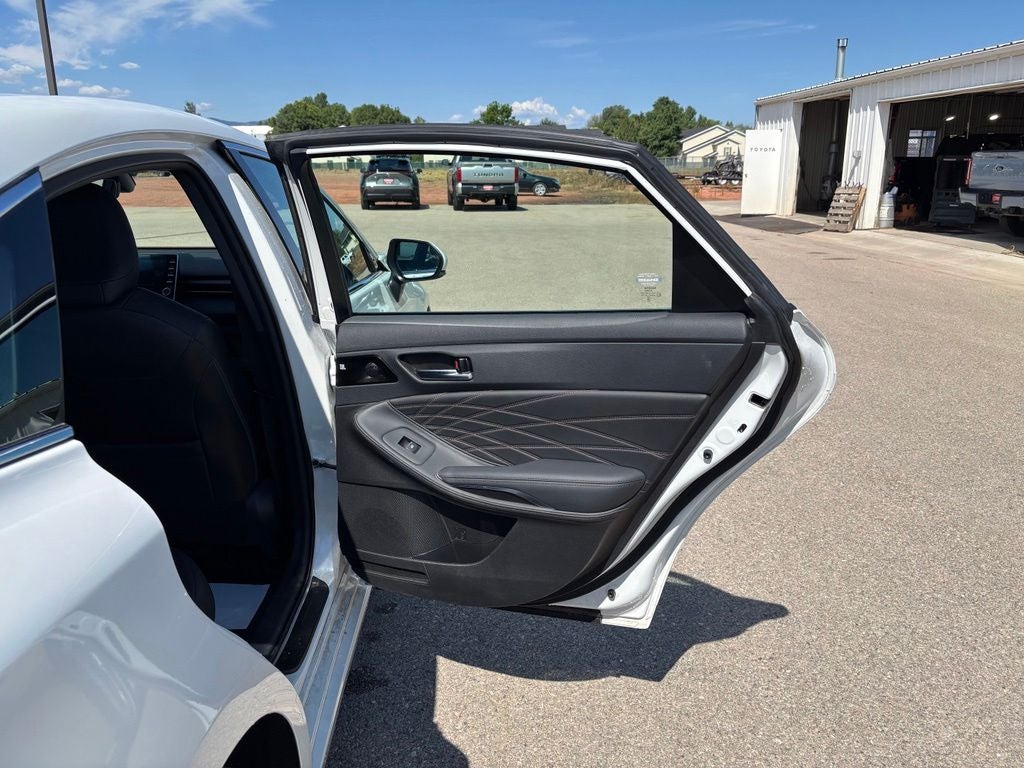 2021 Toyota Avalon Limited - Photo 39
