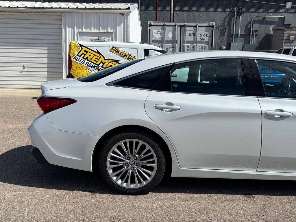 2021 Toyota Avalon Limited - Photo 4