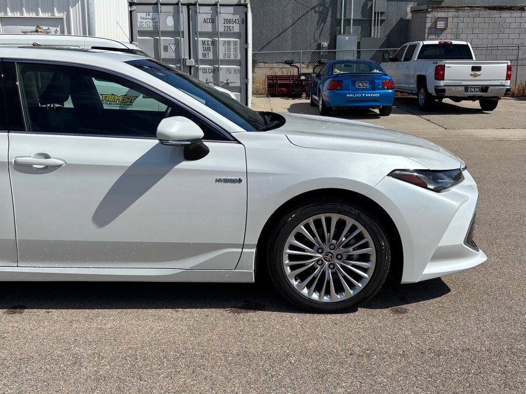 2021 Toyota Avalon Limited - Photo 5
