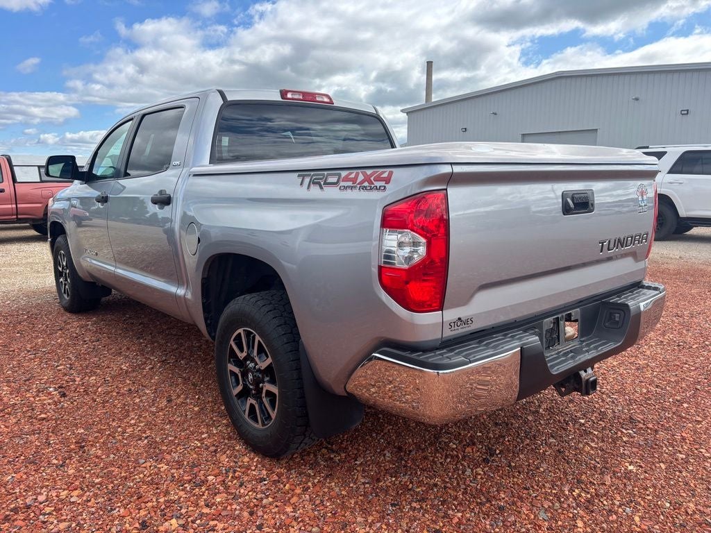 2017 Toyota Tundra SR5 5.7L V8