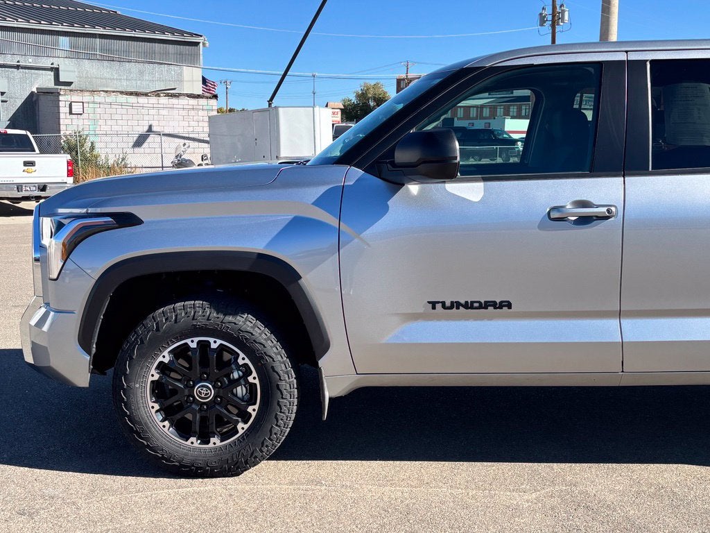 2024 Toyota Tundra SR5 - Photo 10