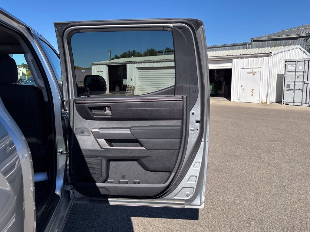 2024 Toyota Tundra SR5 - Photo 39