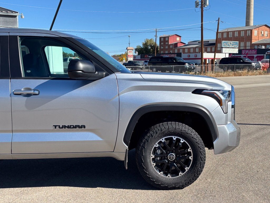 2024 Toyota Tundra SR5 - Photo 5