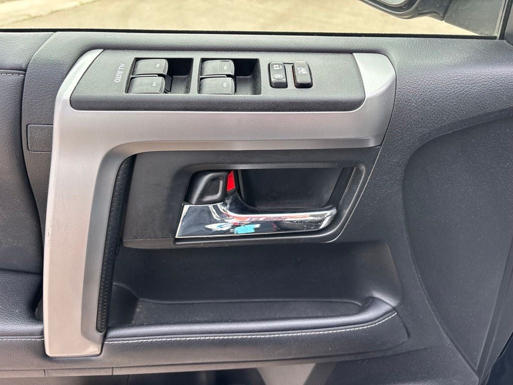 2021 Toyota 4Runner SR5 - Photo 15