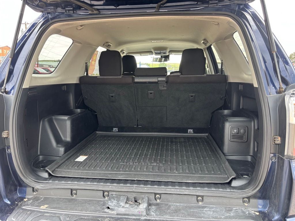 2021 Toyota 4Runner SR5 - Photo 7