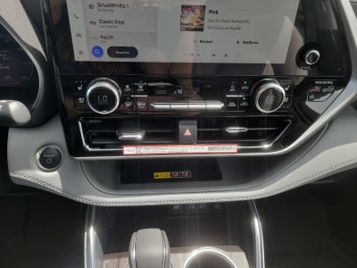 2026 Toyota Highlander Hybrid Platinum