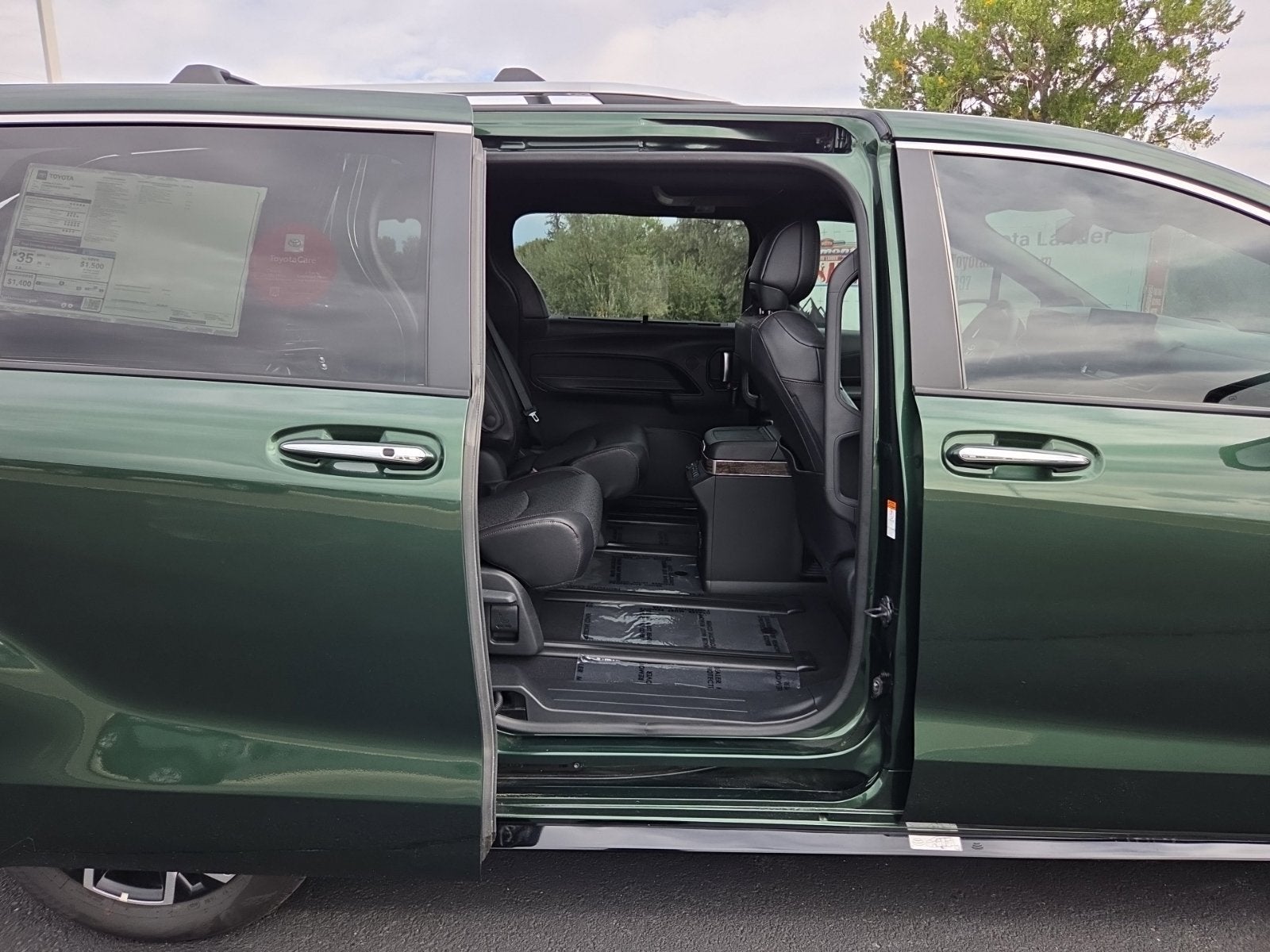 2026 Toyota Sienna Platinum 7 Passenger