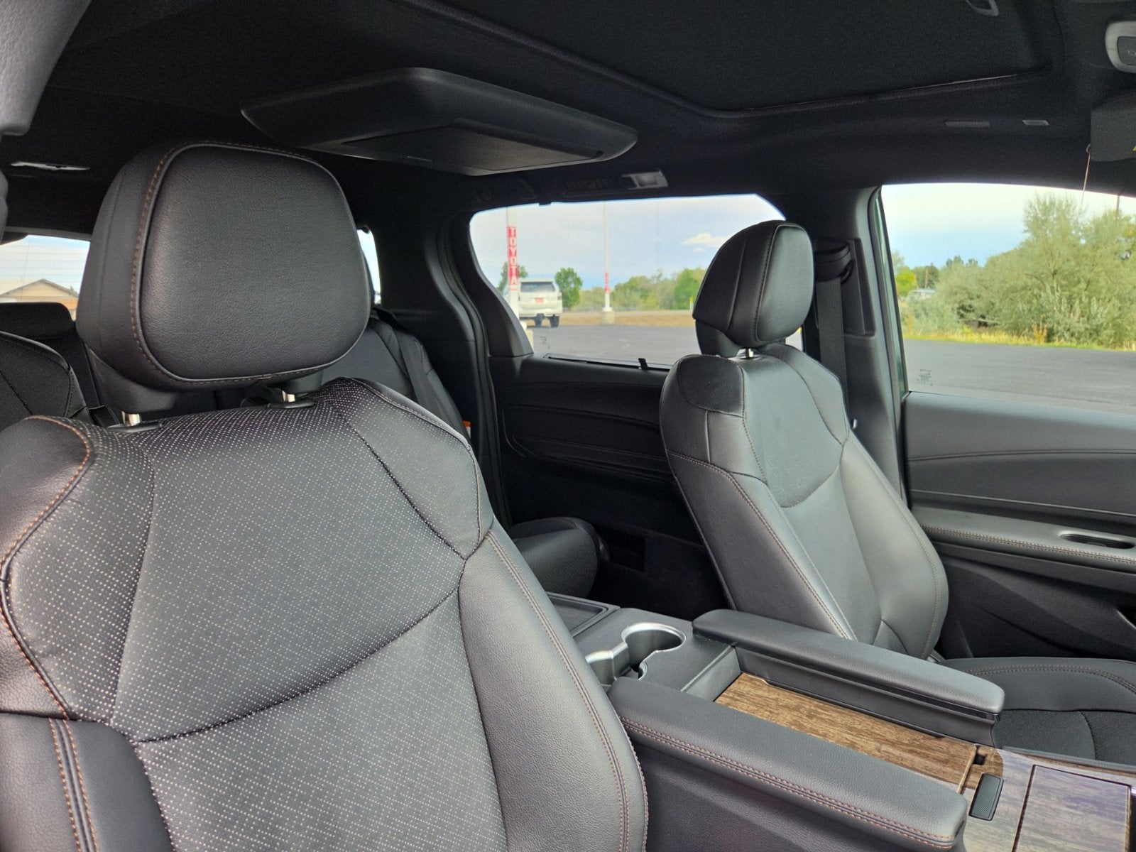 2026 Toyota Sienna Platinum 7 Passenger