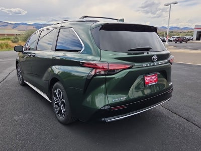 2026 Toyota Sienna Platinum 7 Passenger