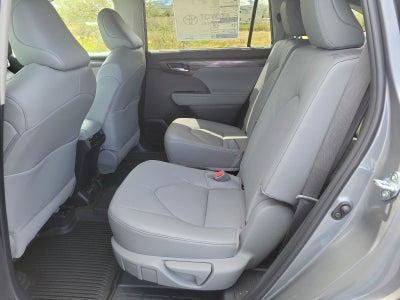 2026 Toyota Highlander Platinum