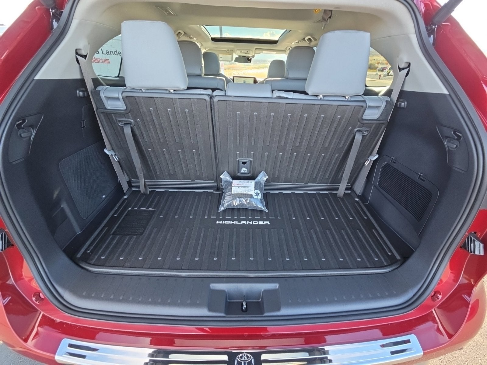 2026 Toyota Highlander Platinum