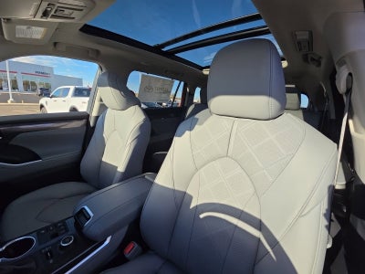 2026 Toyota Highlander Platinum
