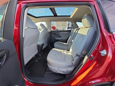 2026 Toyota Highlander Platinum