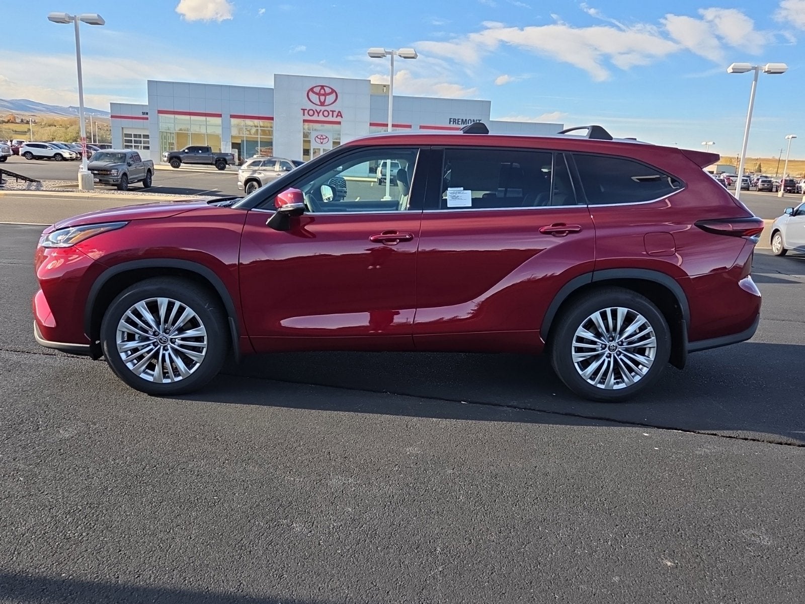 2026 Toyota Highlander Platinum