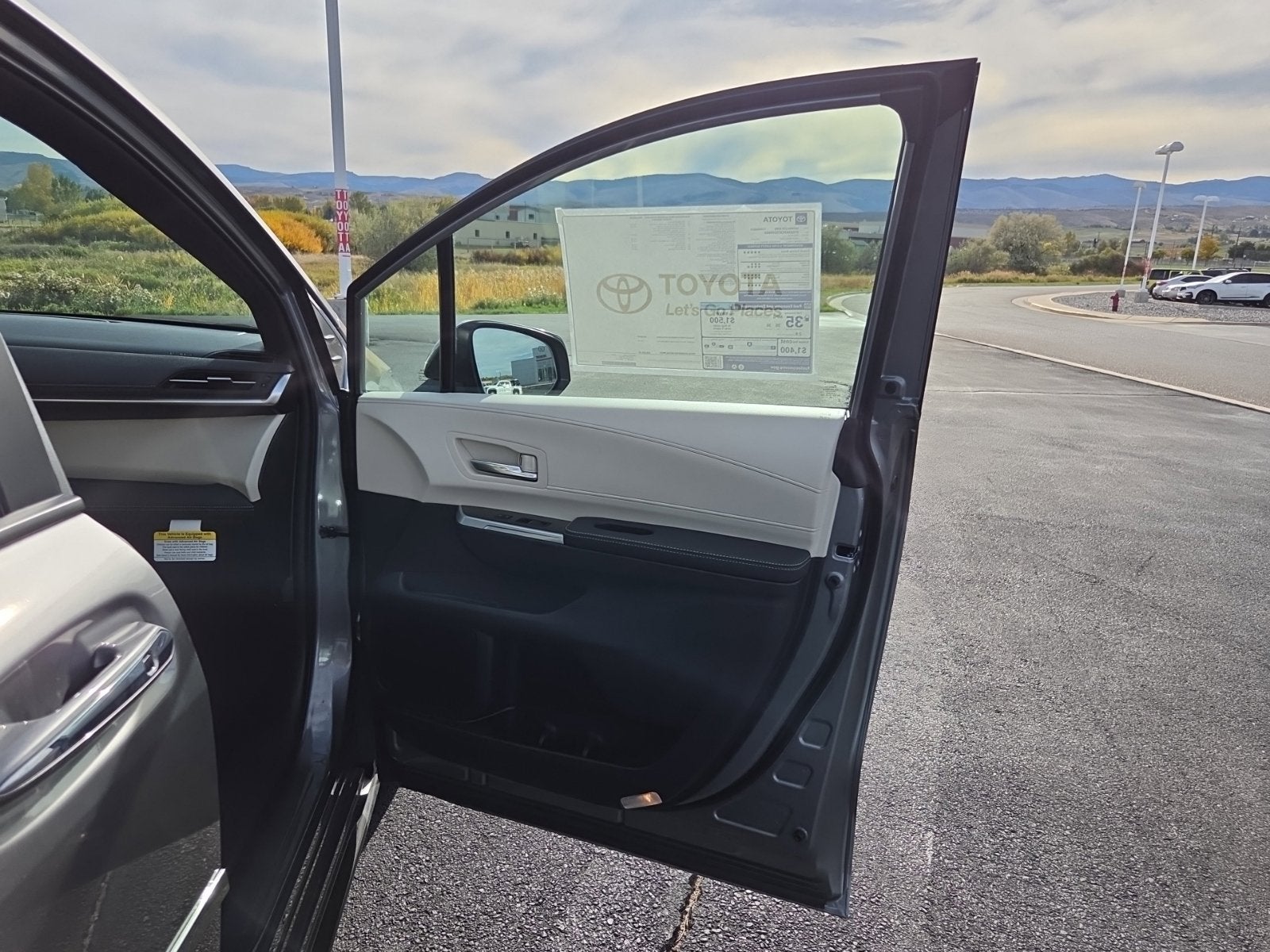2026 Toyota Sienna Limited 7 Passenger
