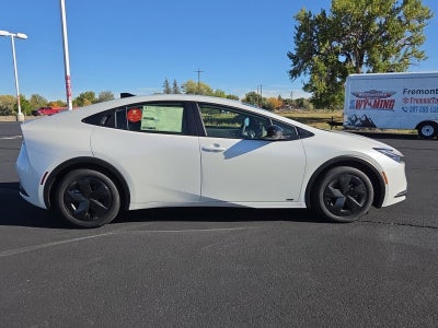 2027 Toyota Prius LE
