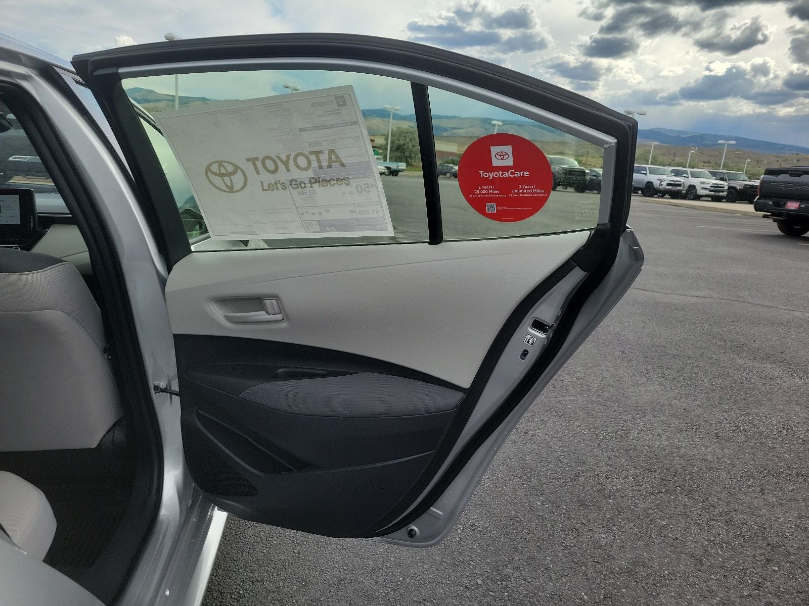 2026 Toyota Corolla Hybrid LE