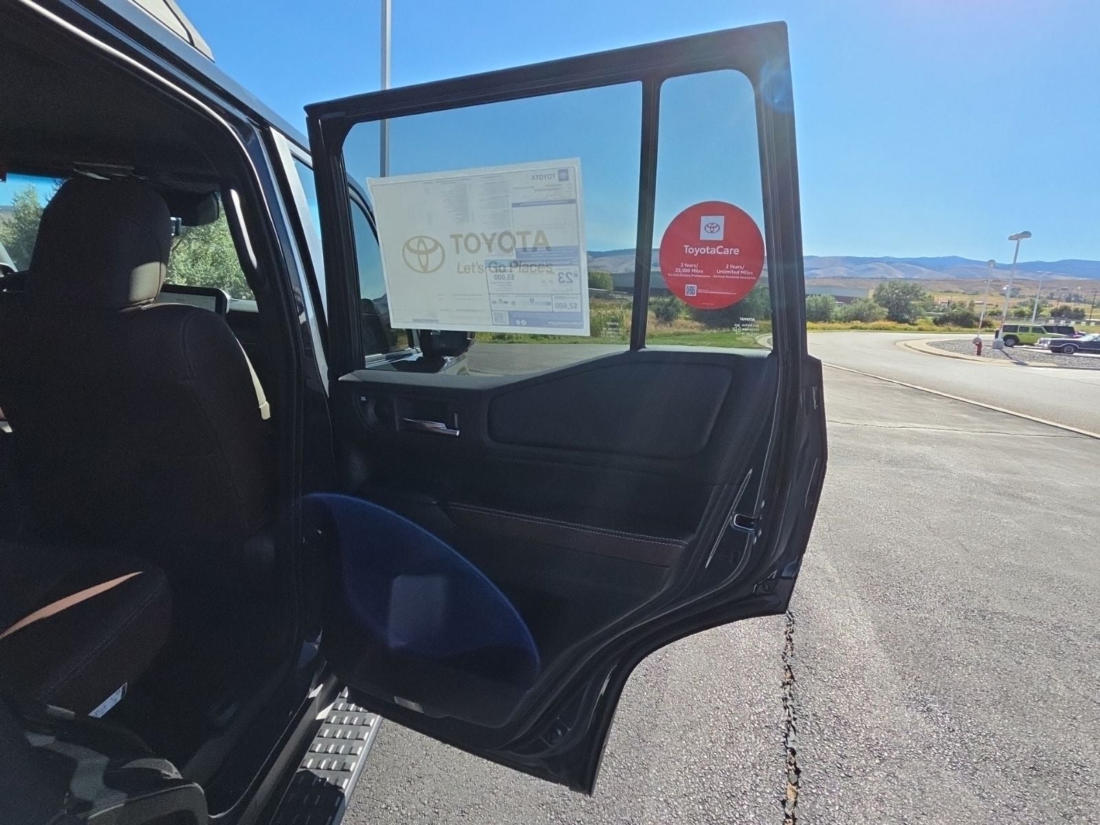 2027 Toyota Land Cruiser Base