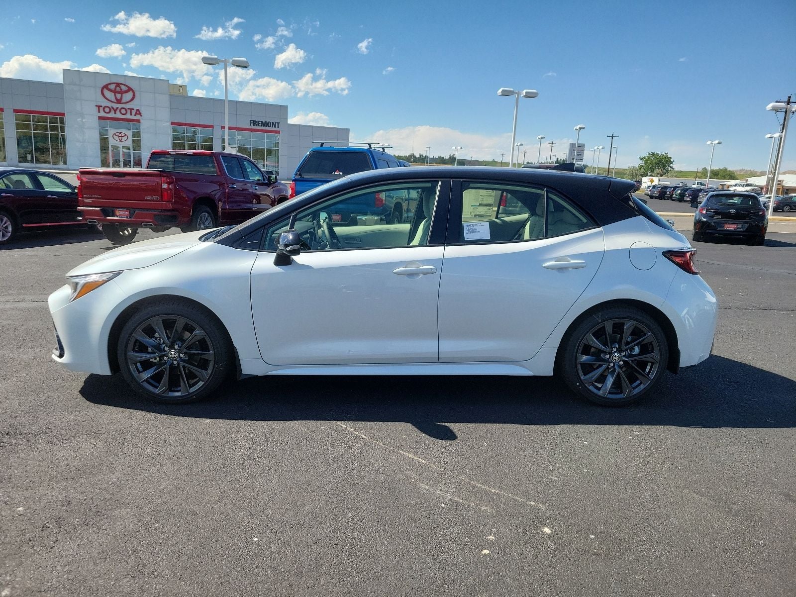 2026 Toyota Corolla Hatchback XSE