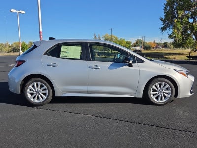 2027 Toyota Corolla Hatchback SE