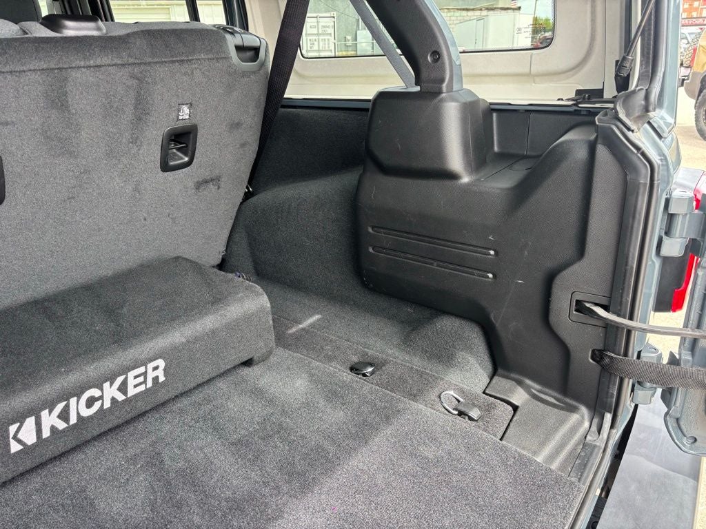 2024 Jeep Wrangler 4-Door Rubicon - Photo 11