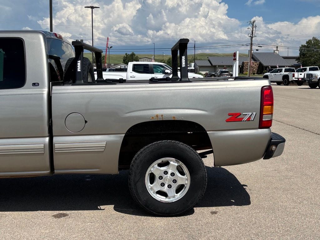 2000 Chevrolet Silverado 1500 LS