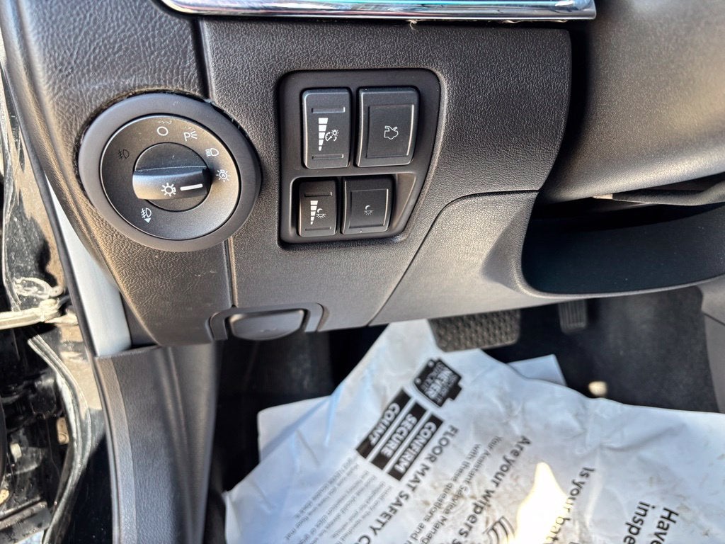 2012 Lincoln MKZ Base