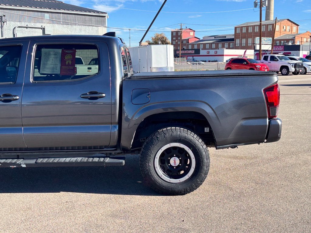 2020 Toyota Tacoma SR - Photo 12