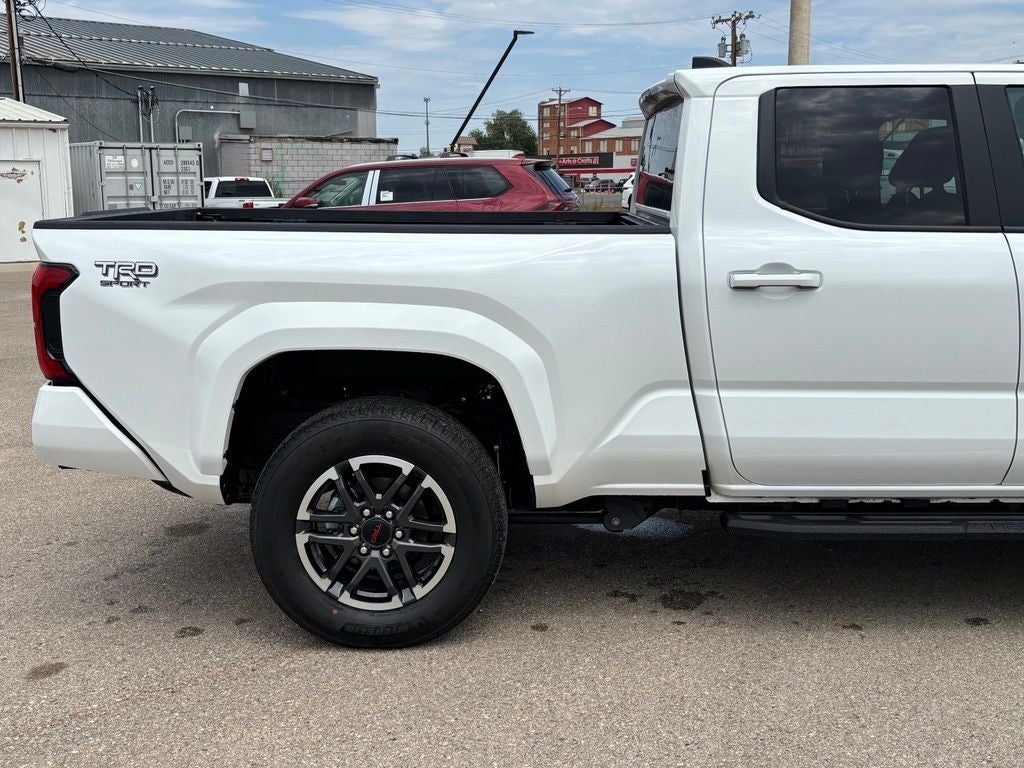 2025 Toyota Tacoma TRD Sport - Photo 10